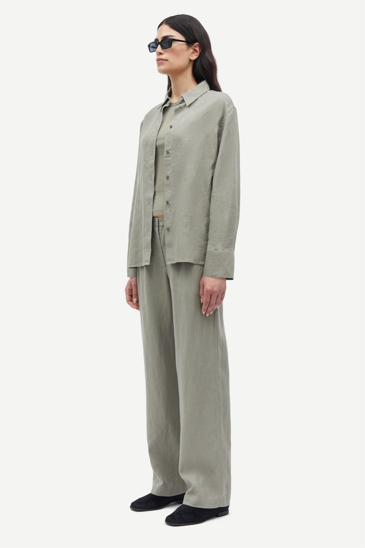 Satove trousers