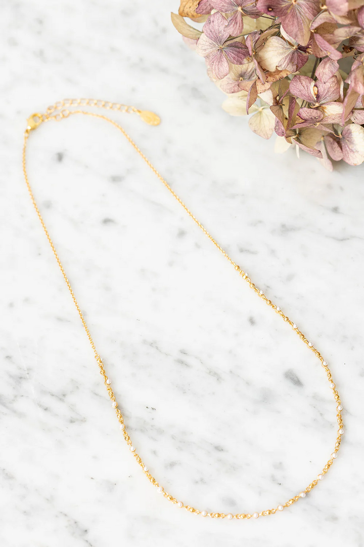 Poppy pearly necklace
