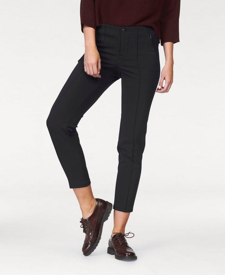 Anna  zip new