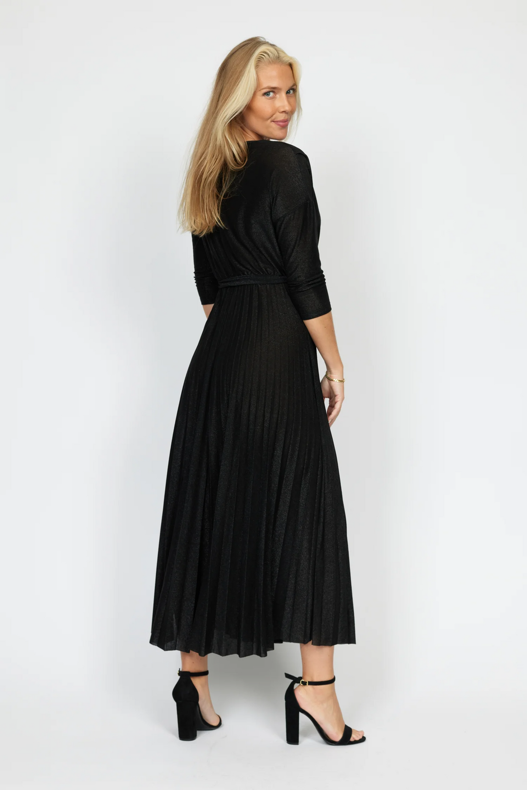 Qiwi Dress